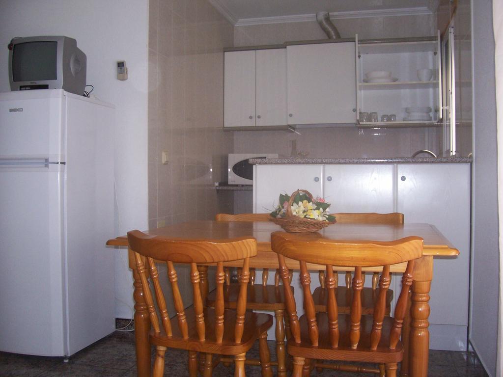 Apartamentos Berlin San Pedro del Pinatar Zimmer foto